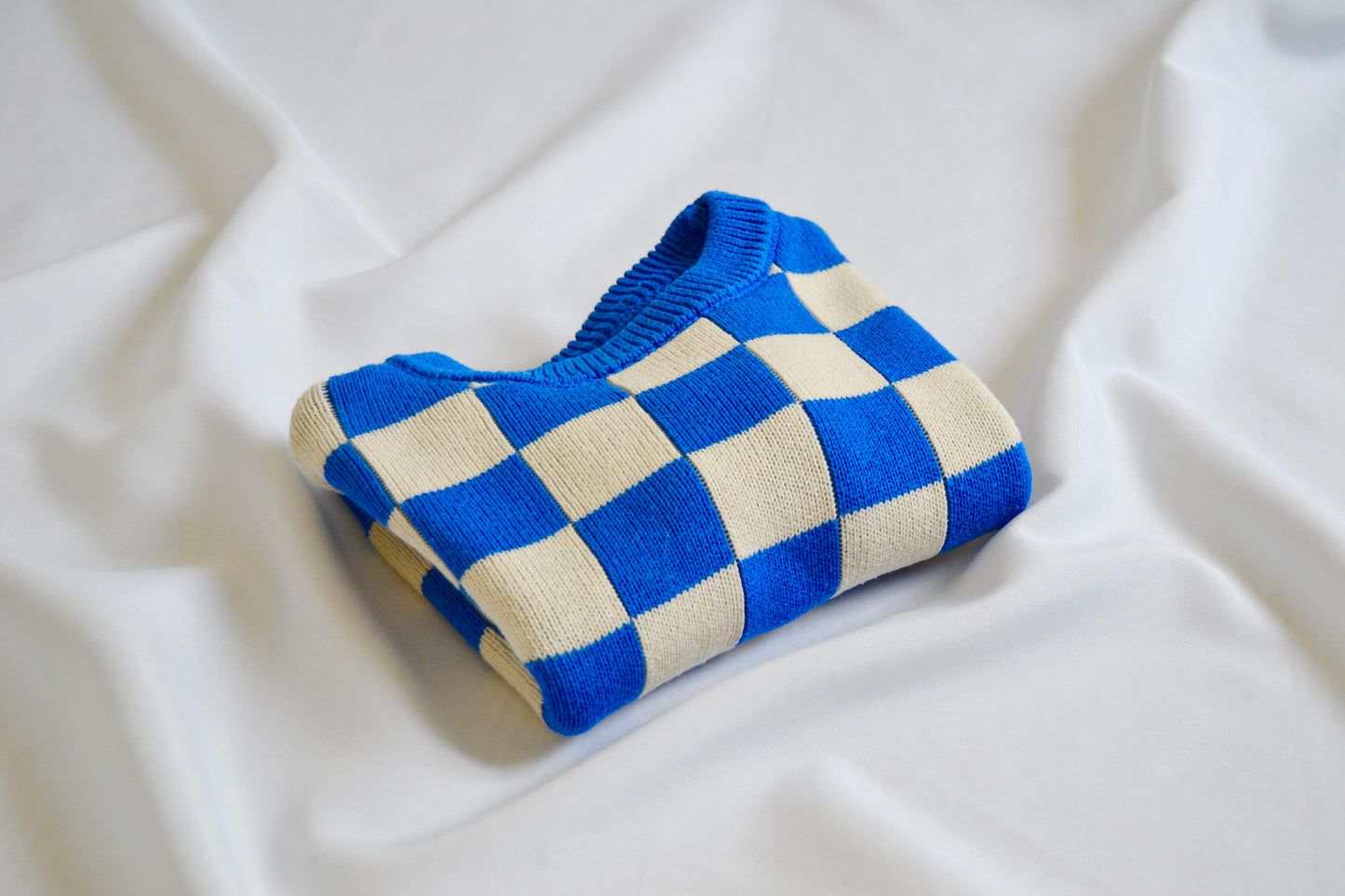 Pull à carreaux bleu Bymini 