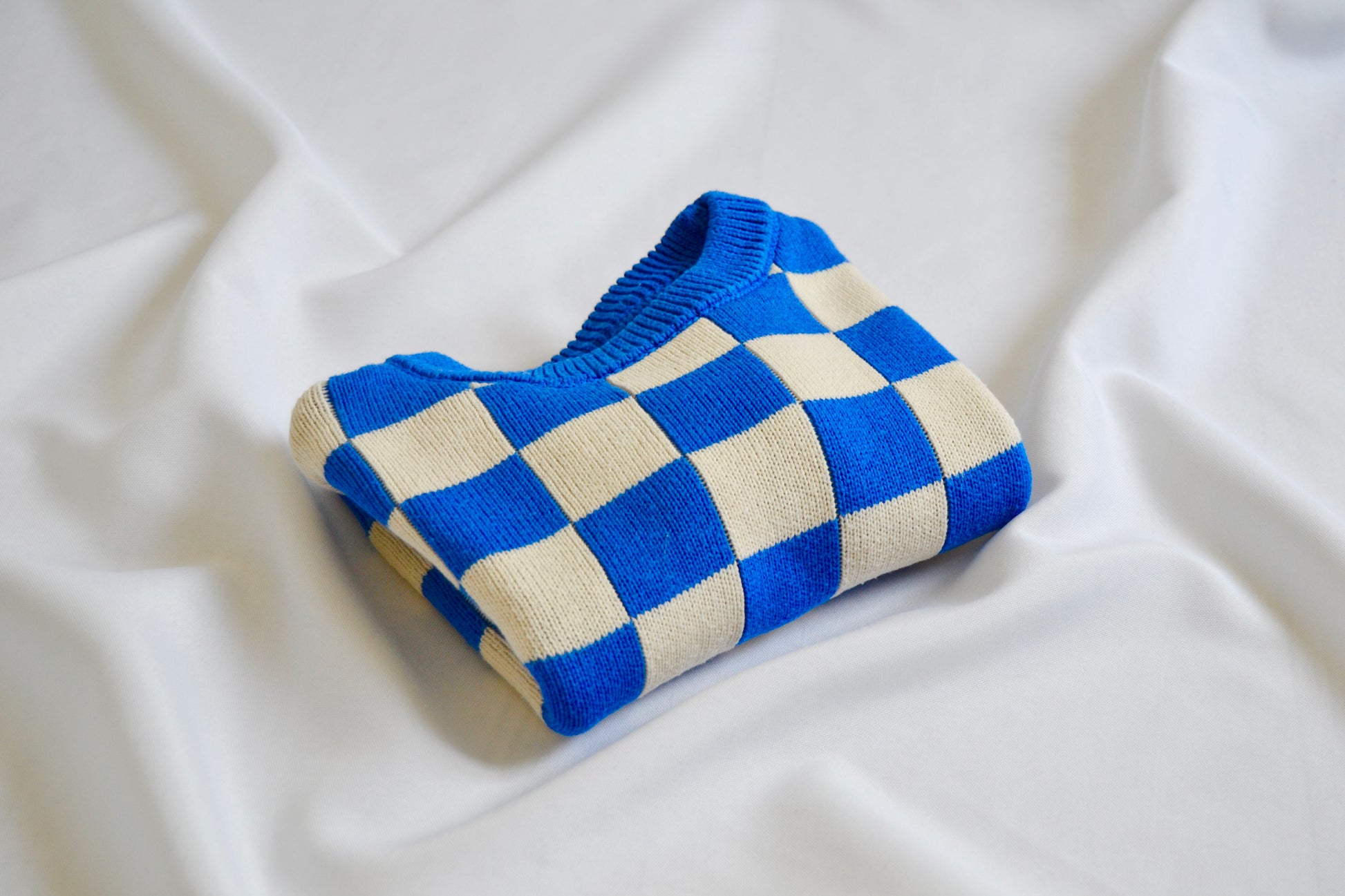Pull à carreaux bleu Bymini 