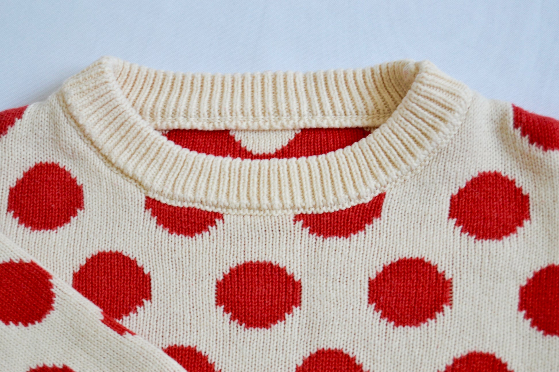 Pull à pois rouge Bymini 